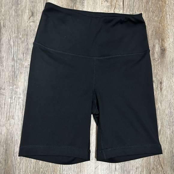 Yogalicious Pants - Yogalicious Black High-Waisted Women’s Athletic Shorts Size Extra Small